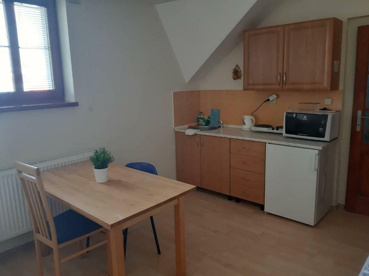 Penzion V Zatacce Plzen Luaran gambar