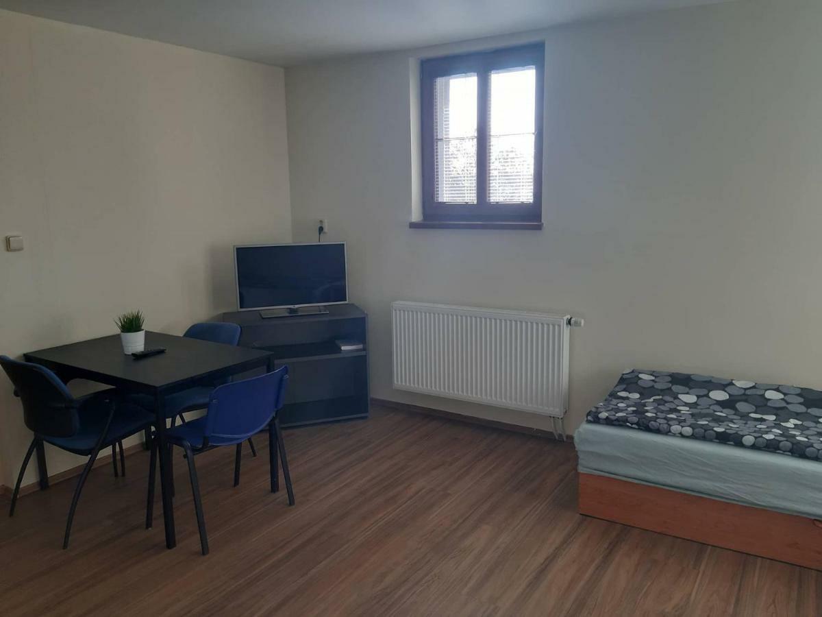 Penzion V Zatacce Plzen Luaran gambar