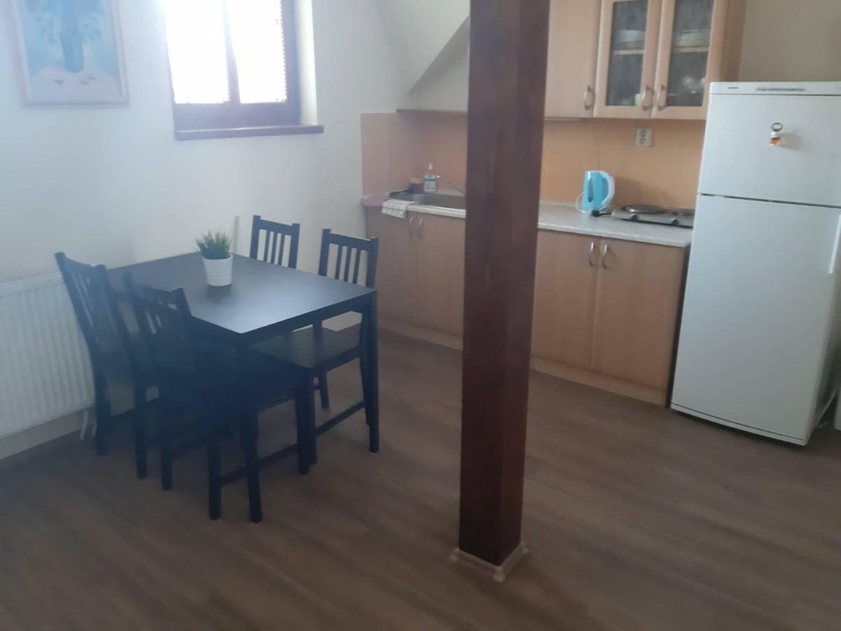 Penzion V Zatacce Plzen Luaran gambar